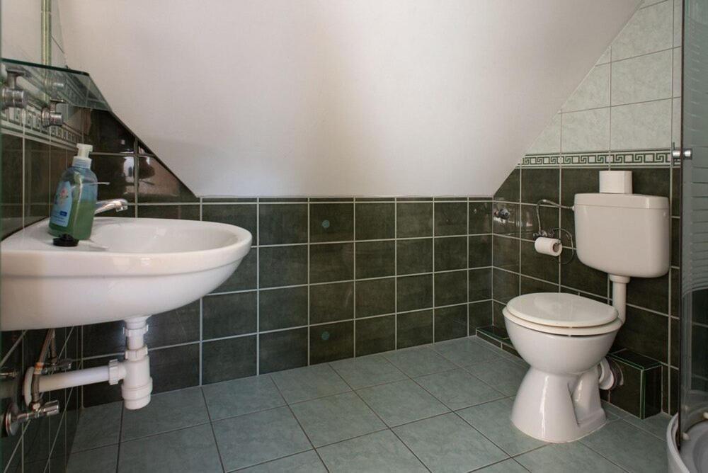 Haus Ferencz Boetoes Villa Хевиз Экстерьер фото